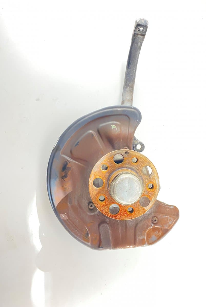 MERCEDES-BENZ A2113304720 Wheel bearing housing front left MERCEDES-BENZ CLS (C219) (2004-2010)