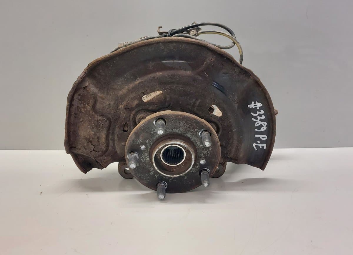 TOYOTA 43211-05090 4321105090 Wheel bearing housing front right TOYOTA AVENSIS (T270) (2009-2018)