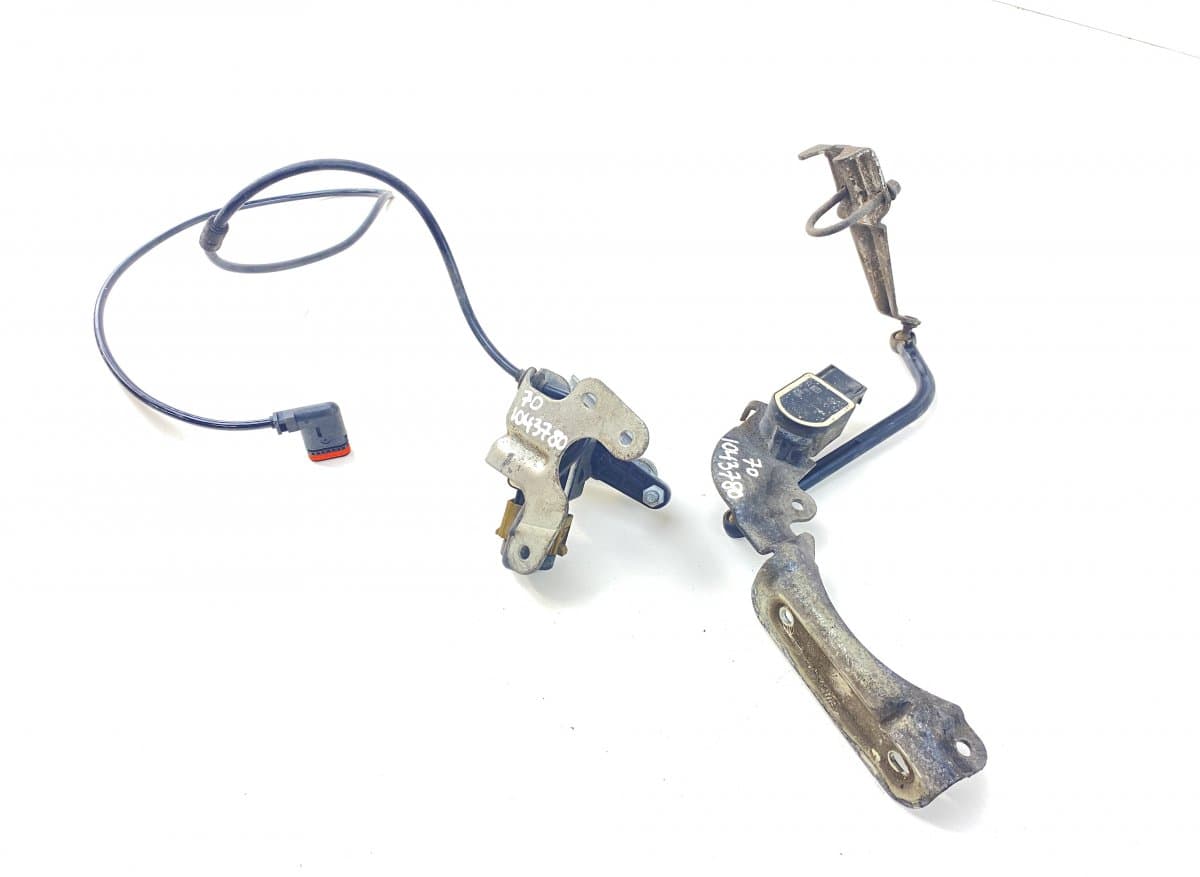 MERCEDES-BENZ A2045401917 A2075400717 Suspension height level sensor kit / set MERCEDES-BENZ E-CLASS Coupe (C207) (2009-2016)