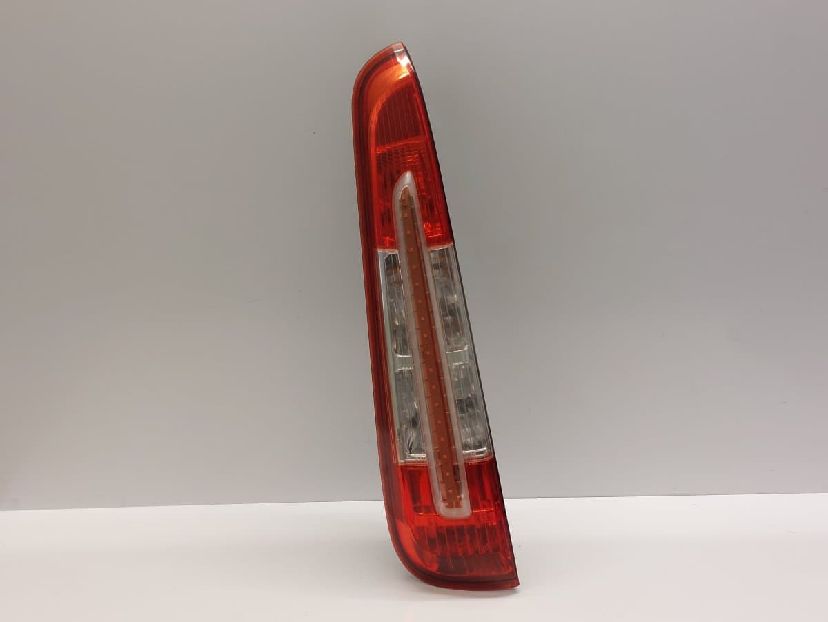FORD 7M51-13405-AH 7M5113405AH 1543052 Tail light left FORD C-MAX I (2003-2010)
