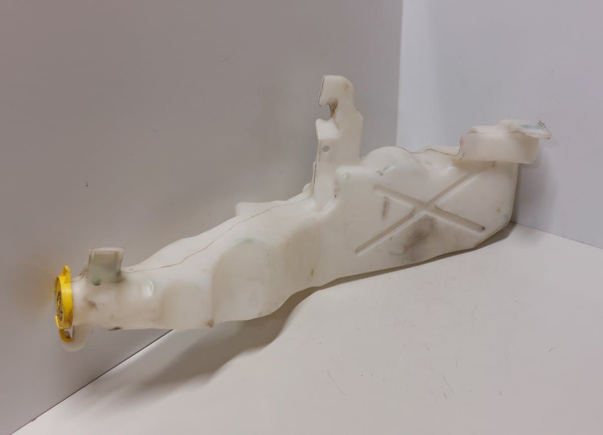 JEEP 57010719 M145148 89032971 05152075AC 11877AC Window washer reservoir JEEP GRAND CHEROKEE IV (WK, WK2) (2010-2021)