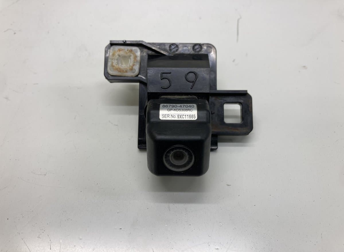 TOYOTA 8679047040 Reverse camera TOYOTA PRIUS III (XW30) (2009-2015)