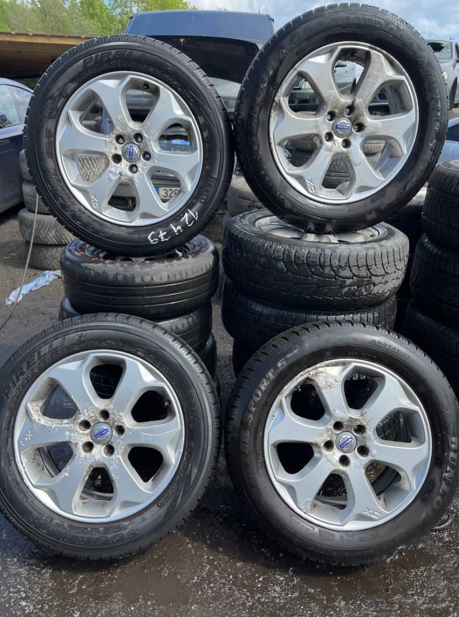 VOLVO 7,5JX18 ET55 D63.4 5X108 Rim set With Tyres 4 pcs VOLVO XC60 I (2008-2017)