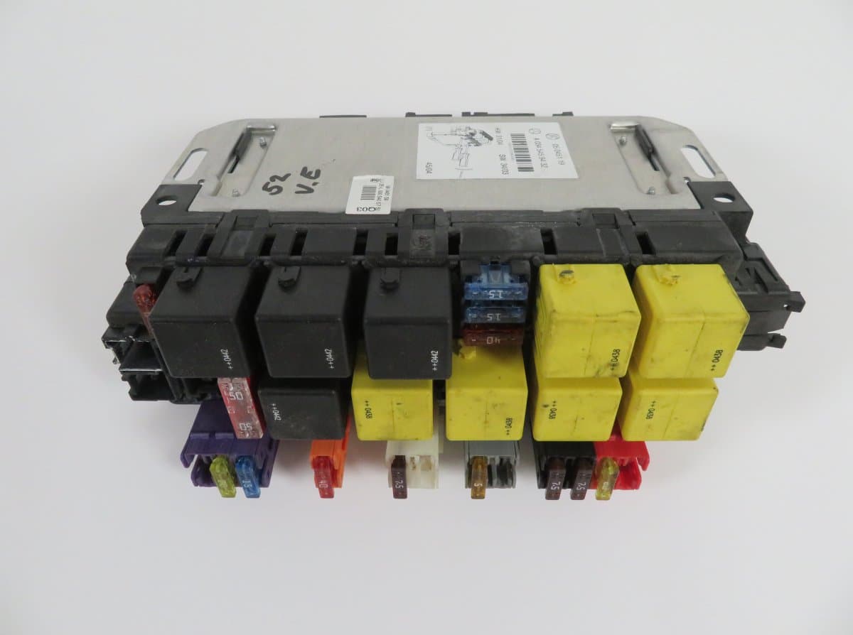 MERCEDES-BENZ A0345459432 A0325458232 Fuse box MERCEDES-BENZ S-CLASS (W220) (1998-2005)