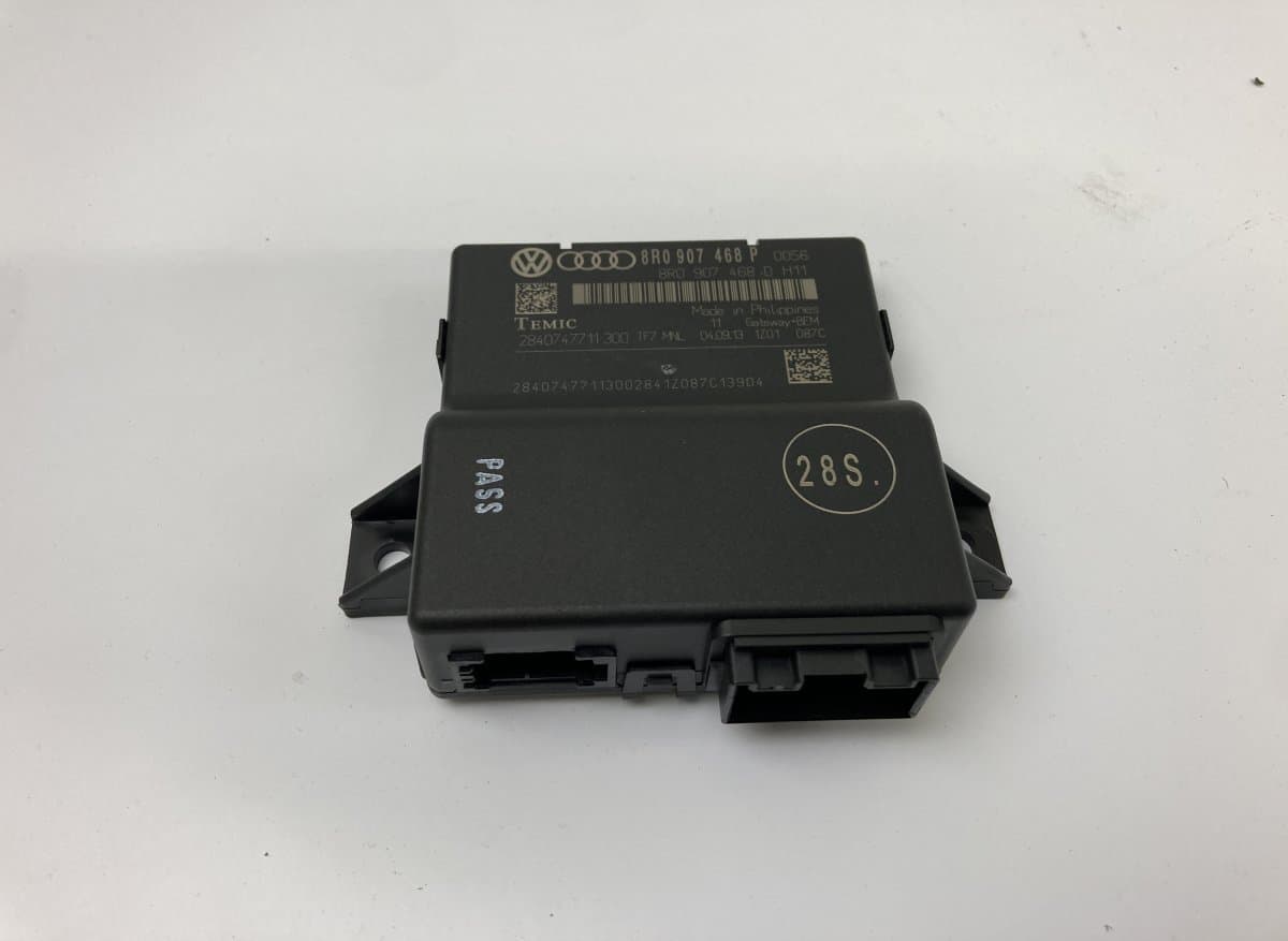 AUDI 8R0907468P 8R0907468D 2840747711300 Central gateway module AUDI A5 (B8) (2007-2016)