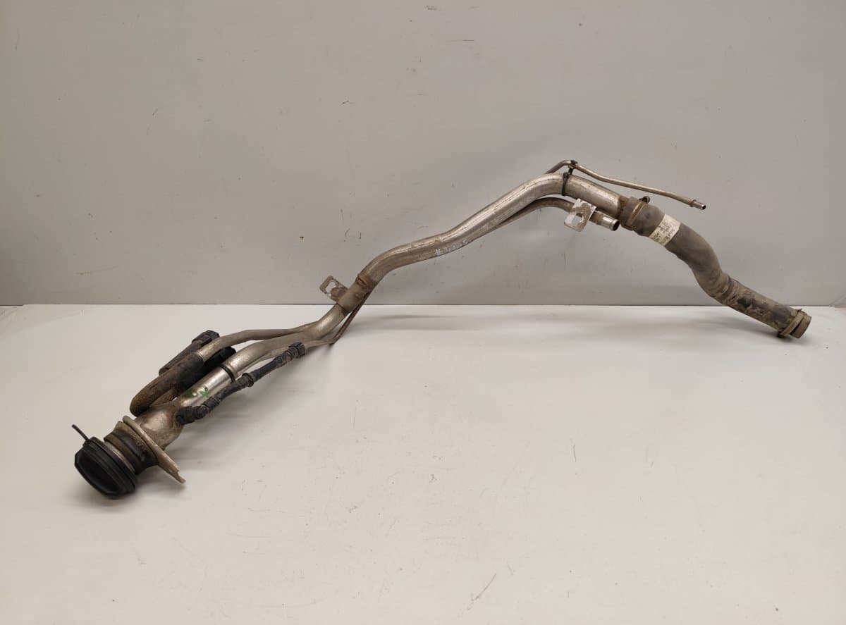 JAGUAR AW939034AD 9X239047BC 3M519B995BA Fuel Tank Filler Neck JAGUAR XJ (X351) (2009-2019)