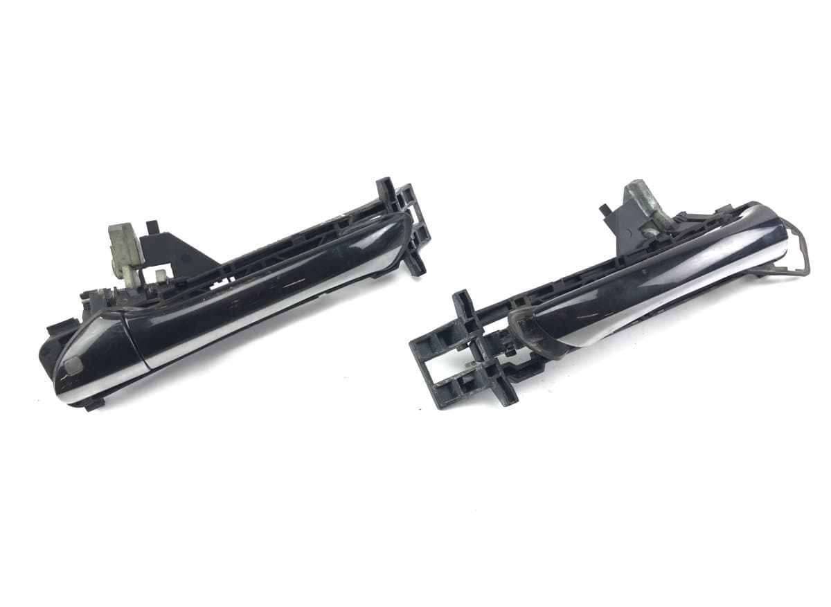 MERCEDES-BENZ A2307601570 A2307601670 Door Handle Exterior Front Left MERCEDES-BENZ SL-CLASS (R230) (2001-2012)