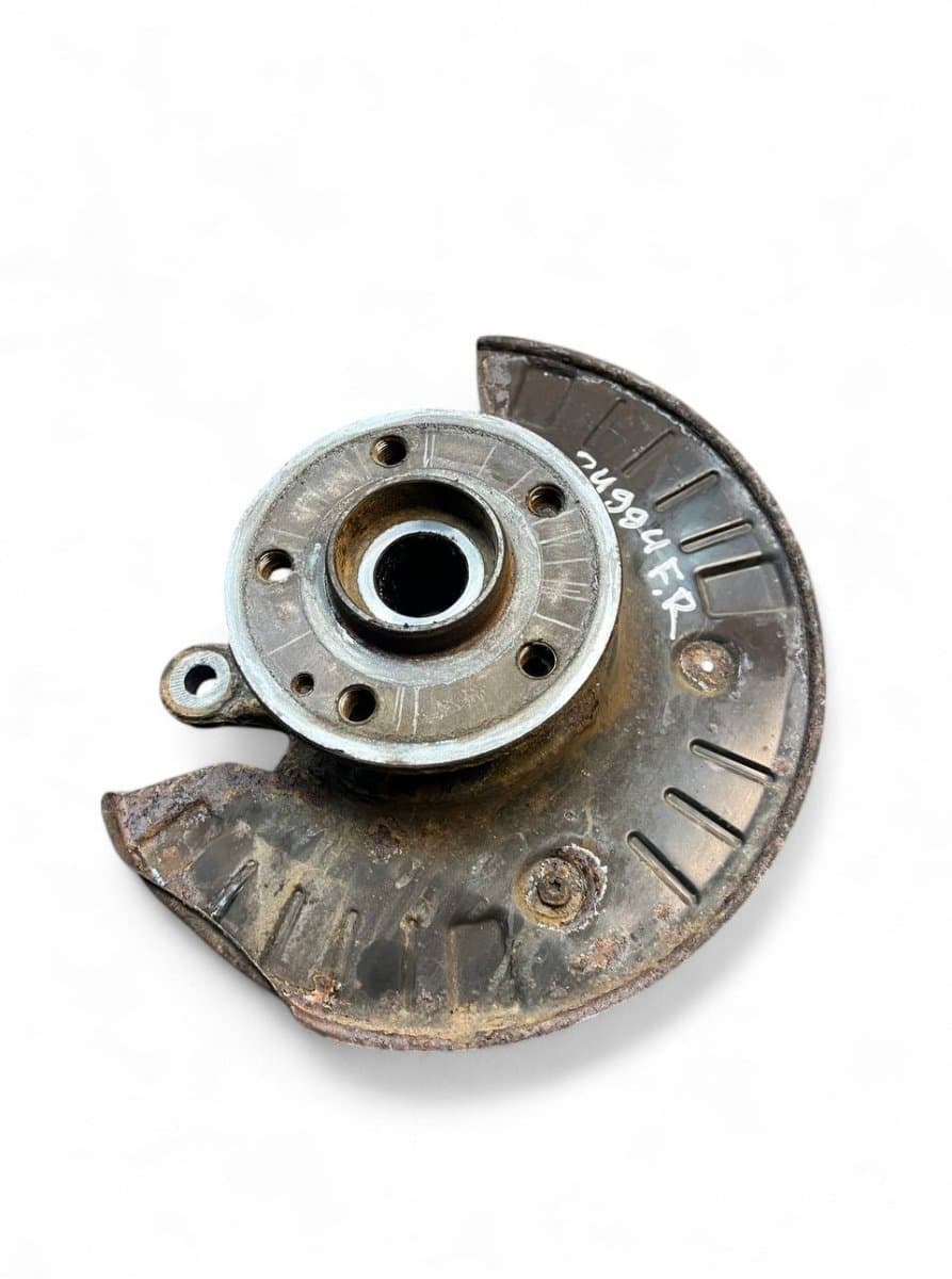 MERCEDES-BENZ A6393301932 Wheel bearing housing front right MERCEDES-BENZ VITO / VIANO (W639) (2003-2014)
