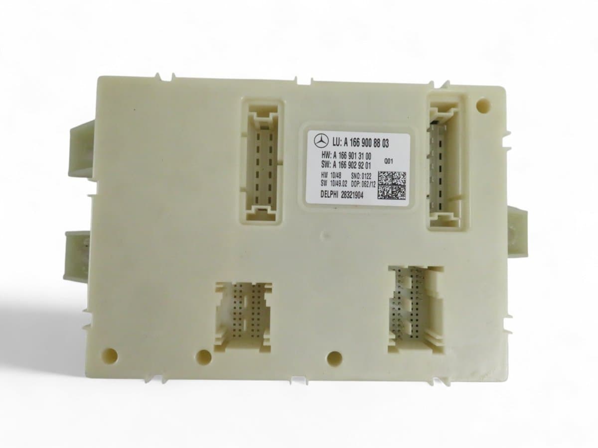 MERCEDES-BENZ A1669008803 A1669004712 Fuse box MERCEDES-BENZ ML-CLASS (W166) (2011-2015)