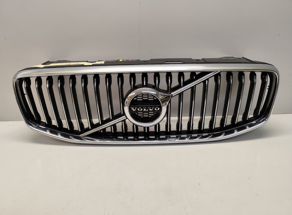 VOLVO 31425535 31425539 31479495 Radiator Grille VOLVO XC60 II (246) (2017-)