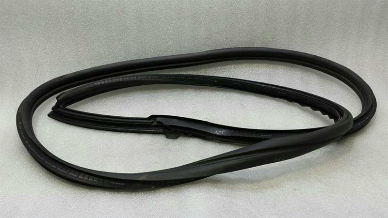 PORSCHE Porsche Cayman 987 left door seal 98753707504 door seals left