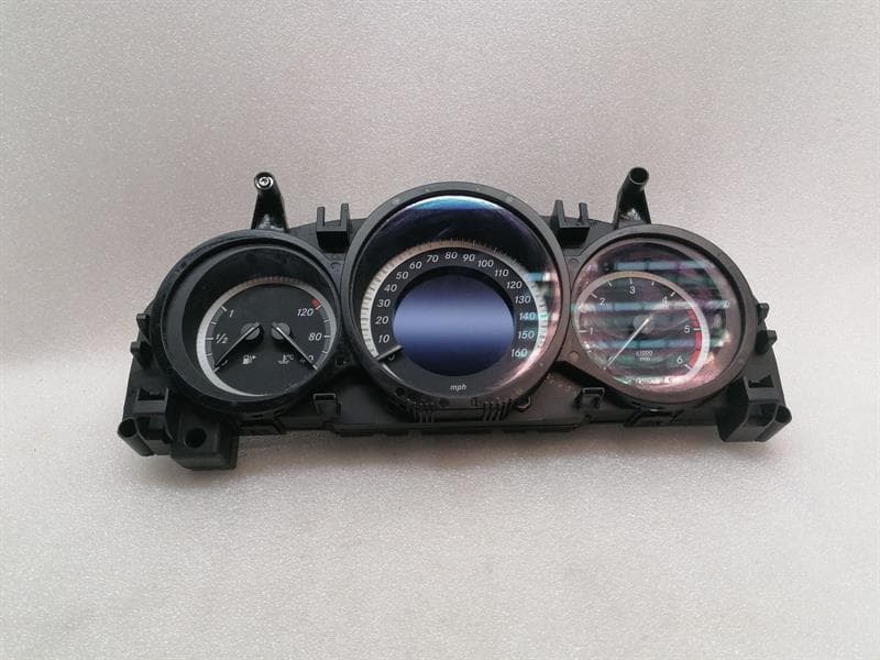 MERCEDES-BENZ Mercedes C Class W204 Instrument Cluster A2049005713 Speedometer MPH M651