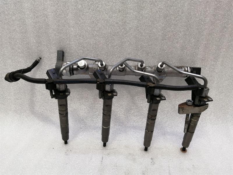 MERCEDES-BENZ Mercedes W205 Fuel Injector Set A6510702987 Injector Injector Set OM651