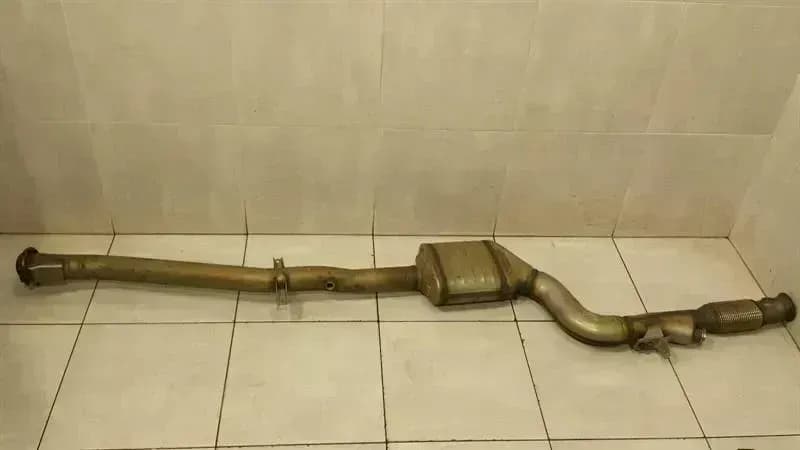 MERCEDES-BENZ Mercedes C Class W205 Down Pipe A2054901420 Exhaust Muffler System RHD