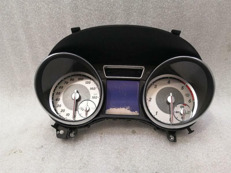 MERCEDES-BENZ Mercedes GLA X156 Instrument Cluster A1569009902 Speedometer MPH GLA200 CDI