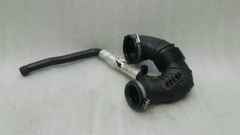 Mercedes ML W166 Intake Pipe A6510904537 Intake Hose Intercooler OM651