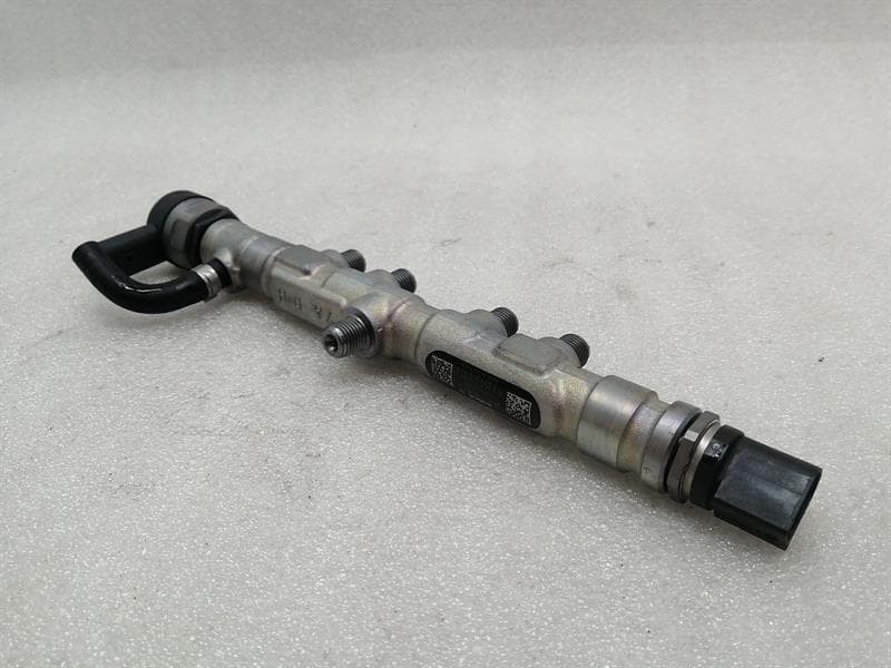 MERCEDES-BENZ Mercedes CLS W257 Fuel Rail A6540700501 Fuel Injection Moulding Pipe Fuel Distributor