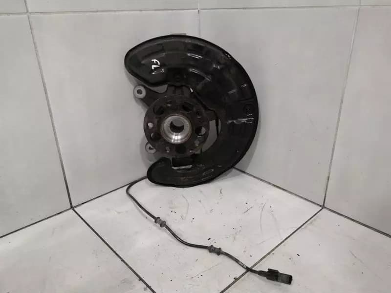 MERCEDES-BENZ Mercedes CLA45 AMG W117 Left Front Hub A1763320500 Wheel Bearing Housing Front Left