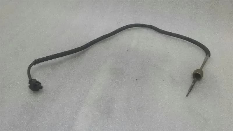 MERCEDES-BENZ Mercedes C Class W205 Lambda Sensor A0009056002 Lambda Sensor Temperature M274