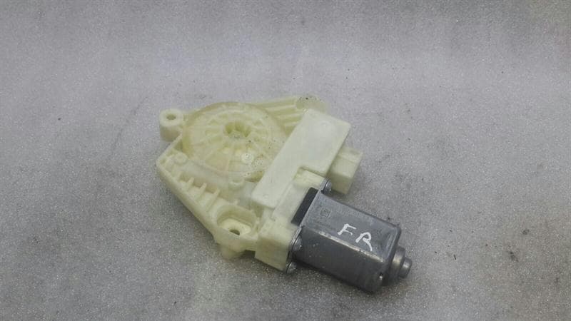 MERCEDES-BENZ Mercedes C Class W205 Door Window Motor A2059060113 Window Regulator Motor Front