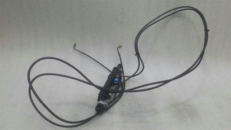 Mercedes SLC R172 RRH Hydraulic Cylinder A1728000472 Hydraulic Cylinder Rear RE