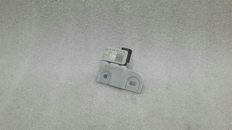 MERCEDES-BENZ Mercedes E Class W213 Crash Sensor A0009057600 Impact Sensor