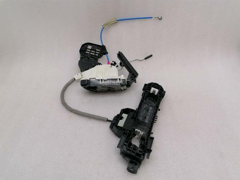 MERCEDES-BENZ Mercedes CLA W117 C117 rear left door lock A2047302735 door lock rear left