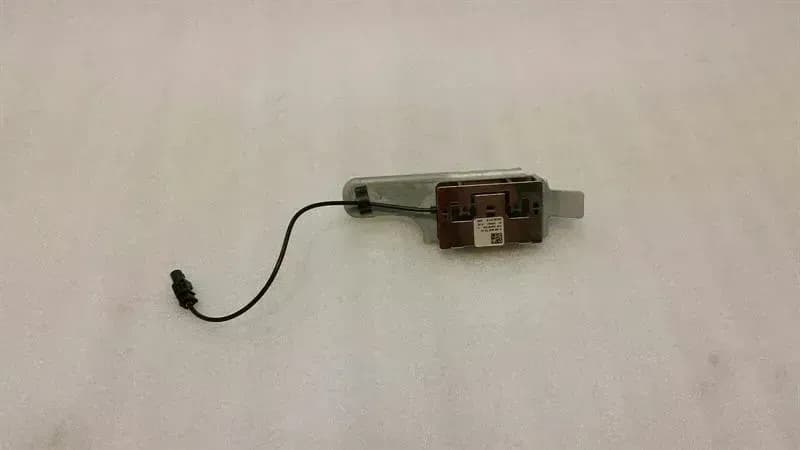 MERCEDES-BENZ Mercedes A Class W176 Aerial / Antenna A1569057900 Aerial