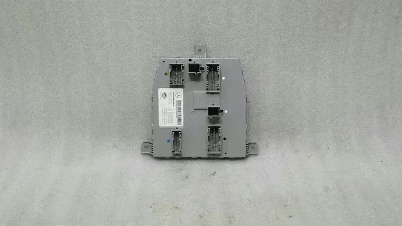 MERCEDES-BENZ Mercedes C Class W205 Electronic Module A2059006818 ECU SAM