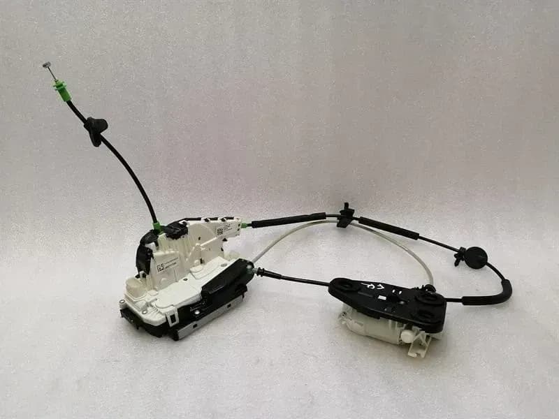 TESLA Tesla Model X P100D Front Right Door Lock 1112064-90-A Door Lock Front Right