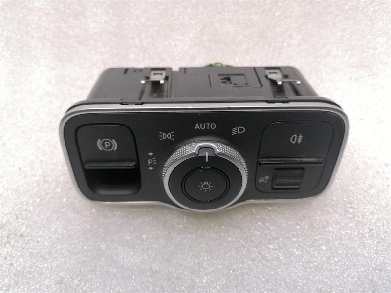MERCEDES-BENZ Mercedes EQA H243 EQA350 Switch A2479052902 Switch LIGHT