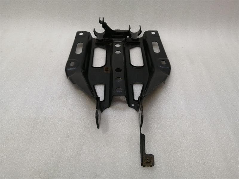 PORSCHE Porsche Taycan 9J Gearbox Holder Bracket 9A137511301 Gearbox Holder