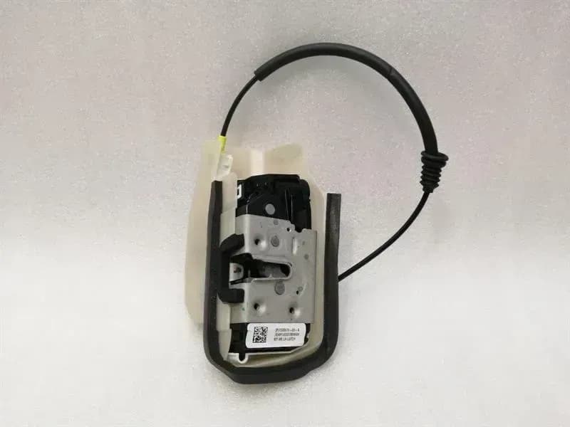TESLA Tesla Model 3 Door Lock 1500674-00-A Door Lock Rear Left Latch