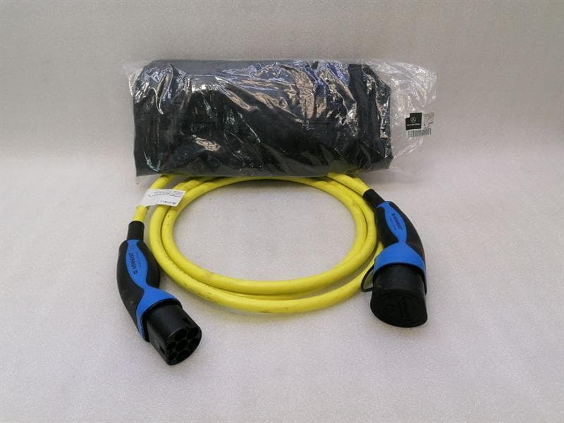 MERCEDES-BENZ Mercedes EQC N293 Fast Lot Mennekes A0008991200 Fast Charging Harness
