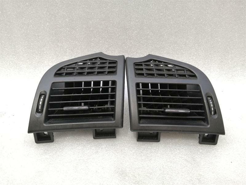 MERCEDES-BENZ Mercedes S-Class W221 Air Vent Set of 2 A2218300254 Front Air Vent Set