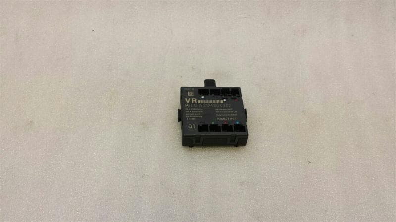 MERCEDES-BENZ Mercedes GLK X204 FRH door module A2129004302 door control unit front right