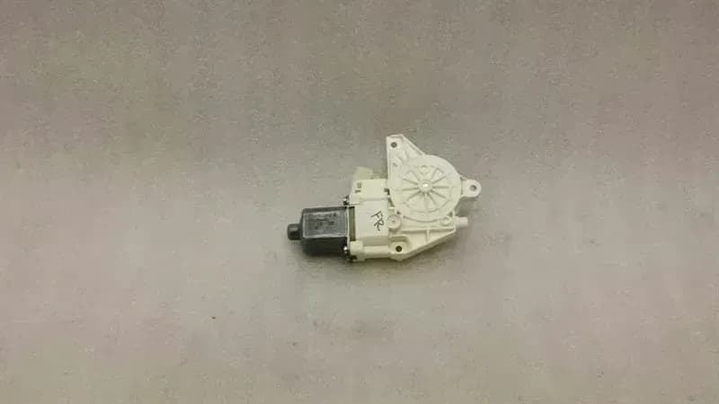MERCEDES-BENZ Mercedes GLK X204 door window motor A2048200242 window regulator motor front right