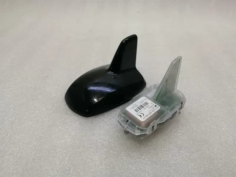 Mercedes S-Class W222 Roof Antenna A2229056307 Roof Antenna