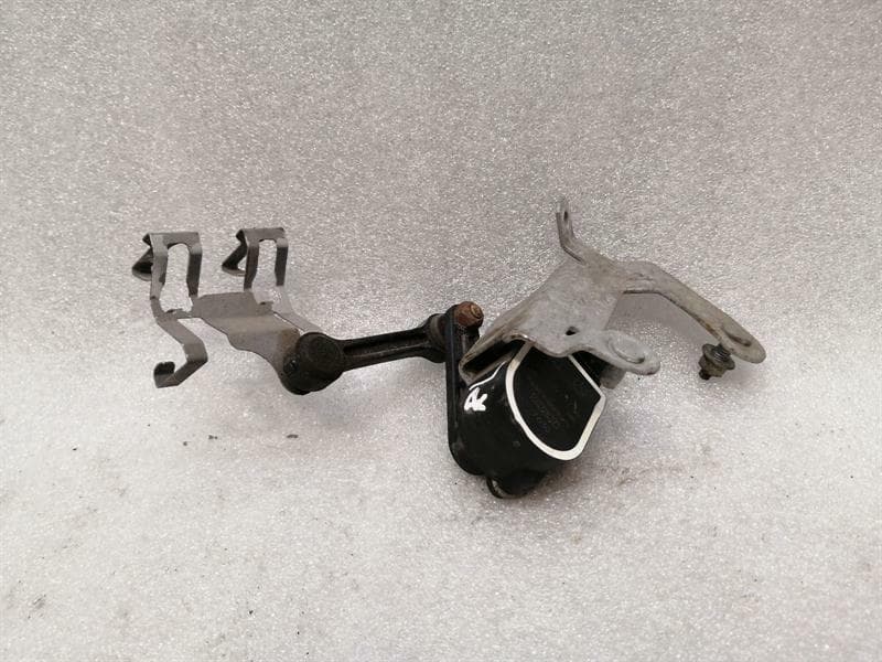 Mercedes C Class W205 Rear Left LEVEL Sensor A2139050701 Level Sensor