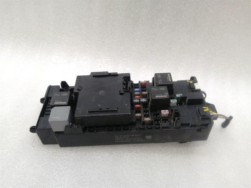 LAND ROVER Land Rover Range Rover Sport L494 Fuse Box HPLA-14A073-BC Fuse Box