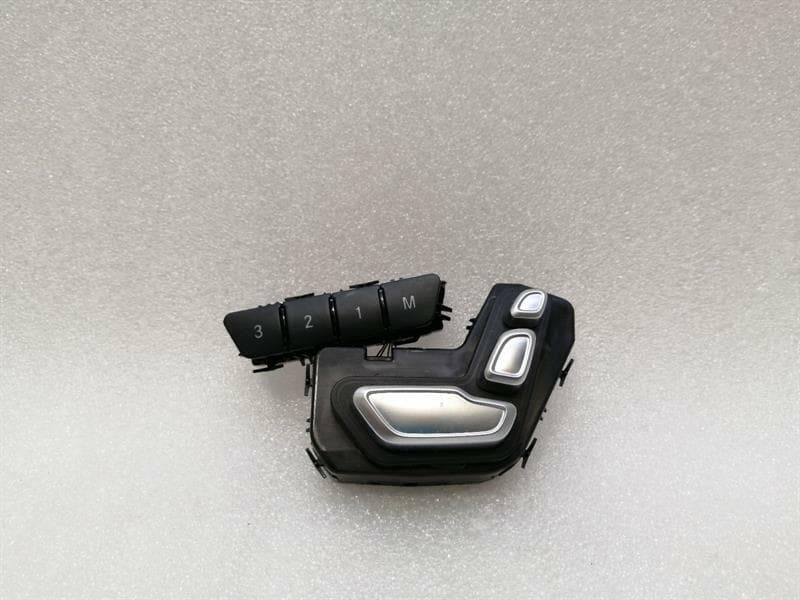 MERCEDES-BENZ Mercedes GLS X166 Right Seat Switch A1669058200 Right Seat Switch