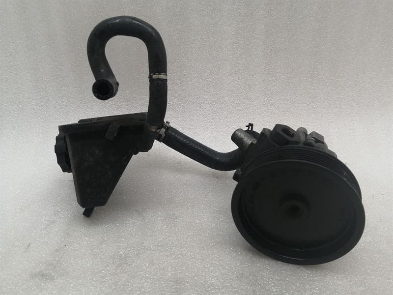 MERCEDES-BENZ Mercedes CLK W209 Power Steering Pump A0044668201 Servo Pump OM642