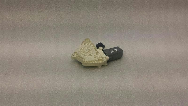 MERCEDES-BENZ Mercedes S W221 door window motor rear right A2218203042 window regulator motor