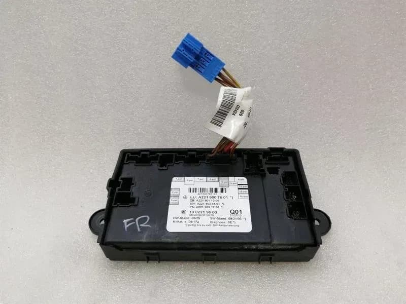 MERCEDES-BENZ Mercedes S-Class W221 Front Right Door Module A2219000901 Door Control Unit Front R