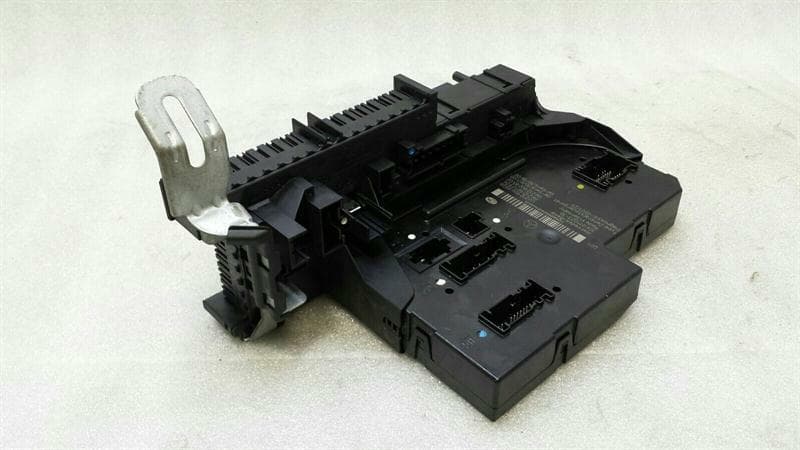 MERCEDES-BENZ Mercedes E Class W212 Fuse Box A2129060505 Fuse Box