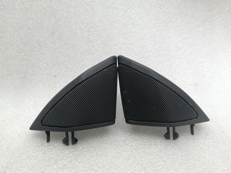MERCEDES-BENZ Mercedes E Class W207 Speaker Set Of 2 A2128202402 Speaker Set