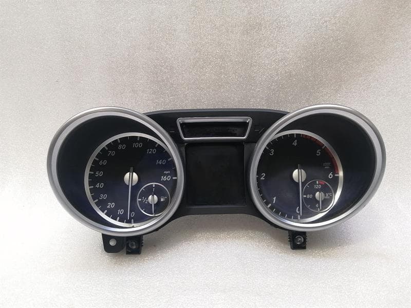MERCEDES-BENZ 2015 Mercedes G350 CDI W463 Instrument Cluster A4635407347 Speedometer SPEEDOMETER MPH