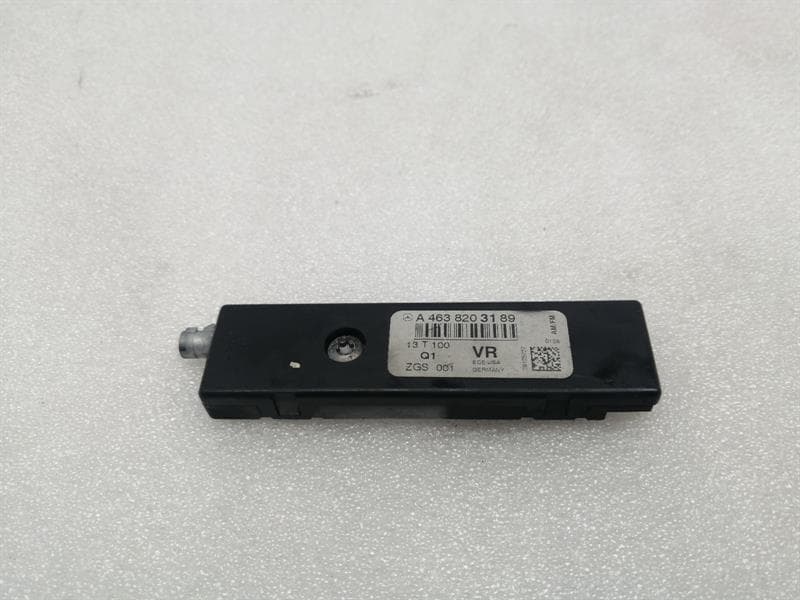 Mercedes G-Car W463 Rear Aerial / Antenna A4638203189 Rear Antenna