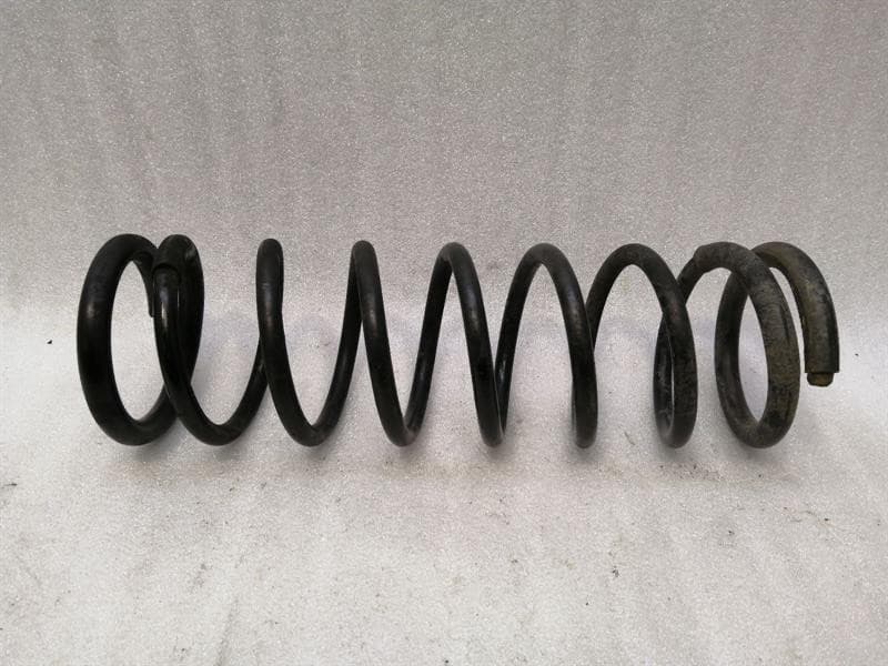MERCEDES-BENZ Mercedes G-Wagen W463 Coil Spring AMG A4633210504 Suspension Spring Front