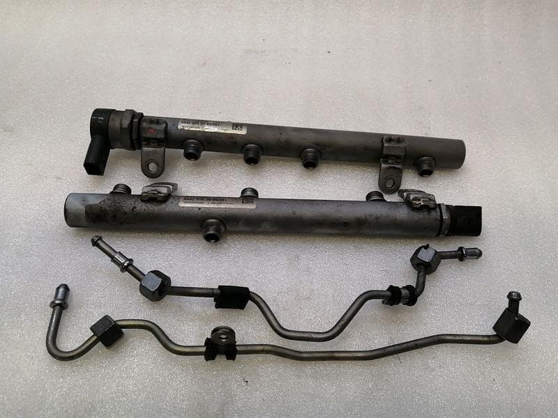 MERCEDES-BENZ MERCEDES CLS W218 FUEL RAIL A6420703395 FUEL INJECTION MOULDING PIPE DISTRIBUTOR KIT